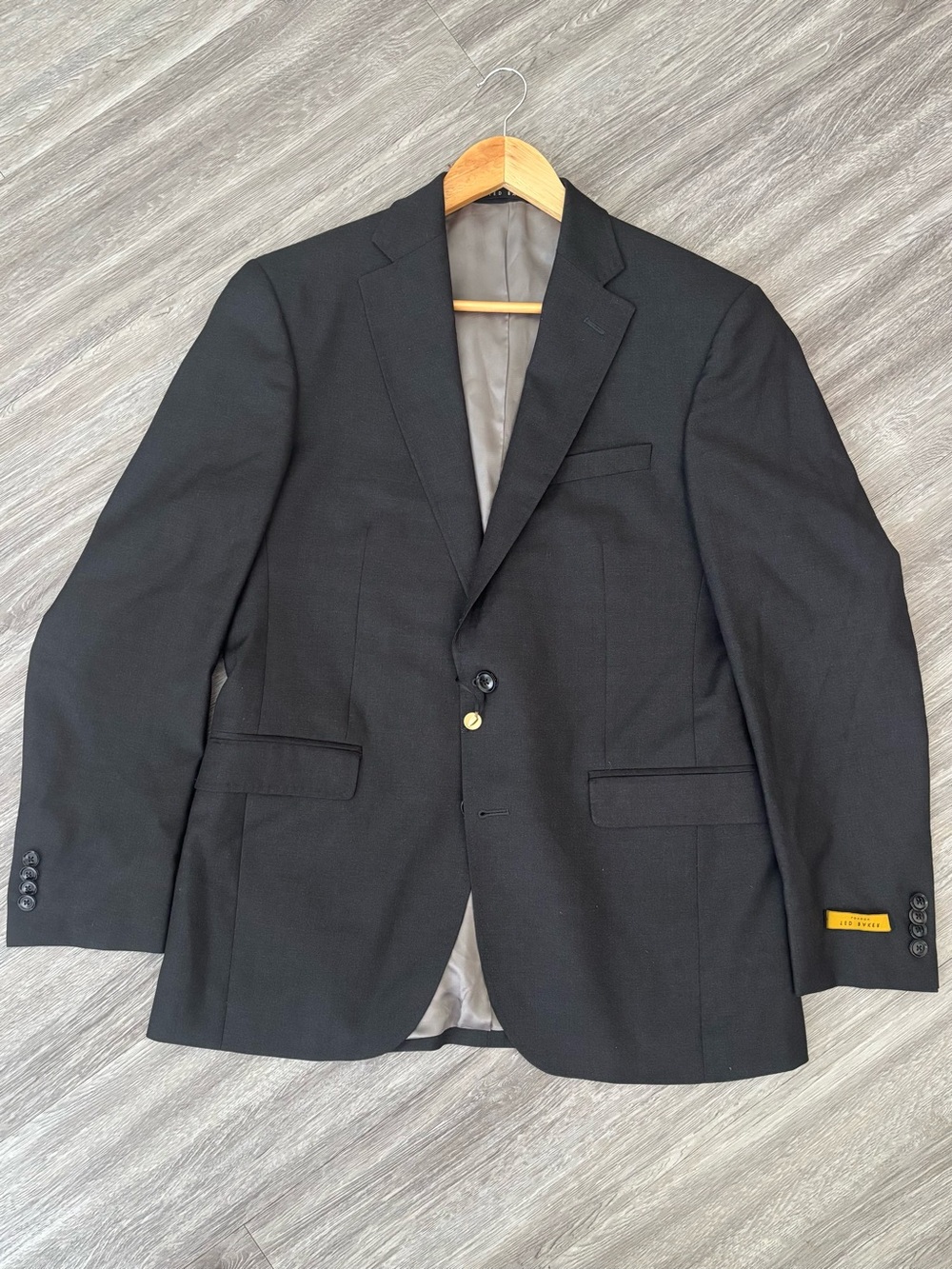 Ted Baker Men’s Charcoal Suit Jacket 40R